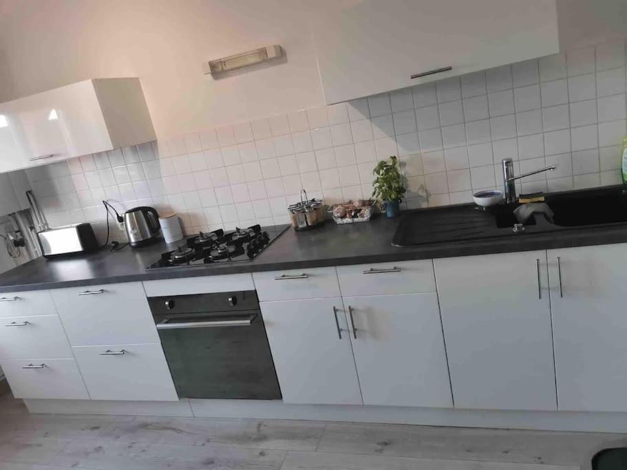 Charmant Appartement Au Calme Bourg-en-Bresse Zewnętrze zdjęcie
