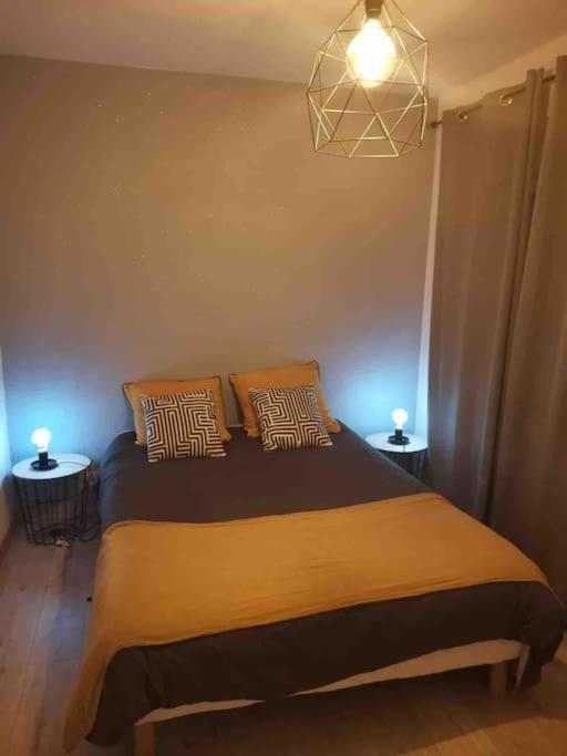 Charmant Appartement Au Calme Bourg-en-Bresse Zewnętrze zdjęcie
